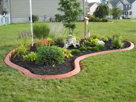 Finally, some people incorporate stepping stones into their flagpole landscape design. 10 best Flag Pole Base Ideas images on Pinterest | Flag ...