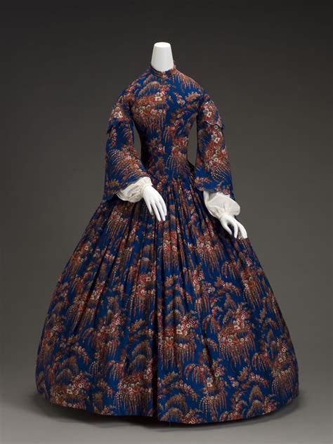 Find the perfect 1860s fashion stock photo. Rate the Dress: 1860s florals - The Dreamstress
