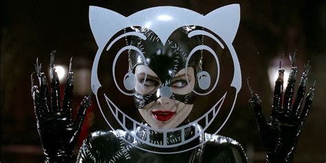 Michelle Pfeiffers Catwoman Is Still Batmans Best Movie Villain Pagelagi