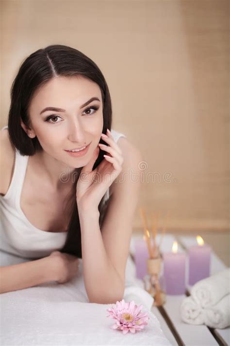 Spa Massage Beautiful Brunette Gets Spa Treatment In Salon Stock Image Image Of Relaxation
