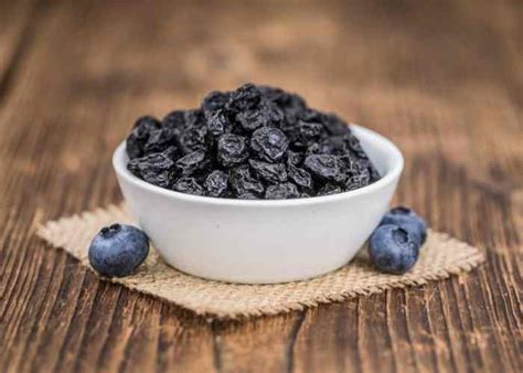 Air fryers differ in size and versatility so the choosing the best one more sophisticated models will offer multiple functions like the ability to bake, roast, dehydrate. How to Dehydrate Blueberries (Dehydrator, Air Fryer, Oven ...