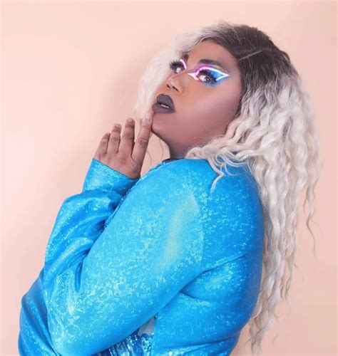 25 year old drag queen valencia prime dies after collapsing mid performance in philly bar