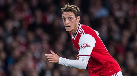 In fact, özil's manager contradicted that he already agreed a deal with fenerbahce. Arsenal: Mesut Özil joins Fenerbahce - Agent expects ...