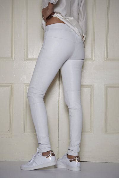 Classic Stretch Leather Leggings White Daryl K