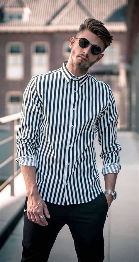 Black And White Vertical Striped Shirt Outfit In 2021 Vertical