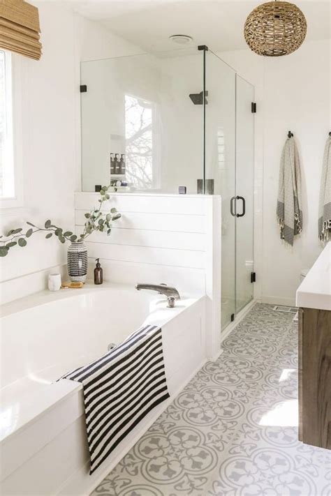 10 Best Simple Bathroom Ideas For Your Lovely Minimalist Home