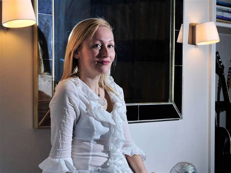 This is sarah pinborough at her best. Sarah Pinborough has death on the brain with new thriller ...