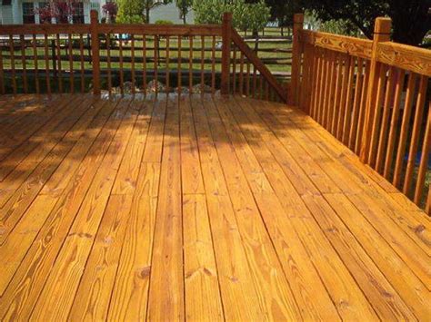 Golden deck`s hall of fame Amazing Olympic Deck Stain Design-Caramal semi-transparent ...