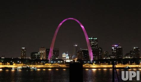 St Louis Gateway Arch Turns 50 8 Moments In Its History Gateway