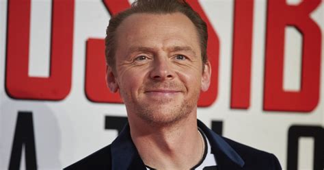 New Star Wars Force Awakens Featurette Introduces Simon Pegg As An