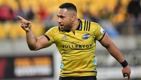 Super rugby 2021 will be a 15 team competition which is down from 18 teams in the 2017 competition. Super Rugby 2019: Hurricanes milestone for in-form Ngani ...