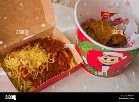 Jollibee Famous Chain Restaurant Filipino Fast Food Stock Photo Alamy