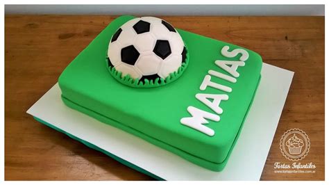 Torta Con Pelota De Futbol Desserts Food Paper Cakes With Fondant