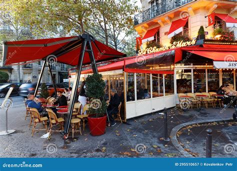 Cafe Le Champ De Mars Is Traditonal French Cafe Located Near The Eiffel