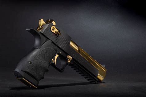 Magnum Research Offers Gallery Of Guns Exclusive Desert Eagle The