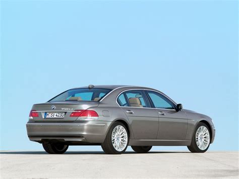 Shop millions of cars from over 21,000 dealers and find the perfect car. BMW 7 Series (E65/E66) specs & photos - 2005, 2006, 2007 ...