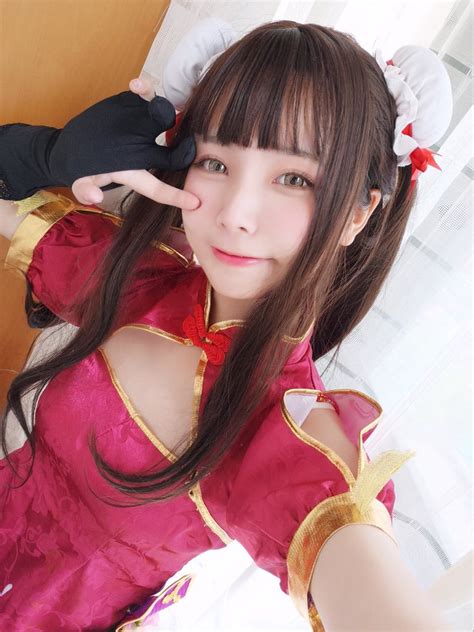 liyuu on twitter asian beauty cosplay poses