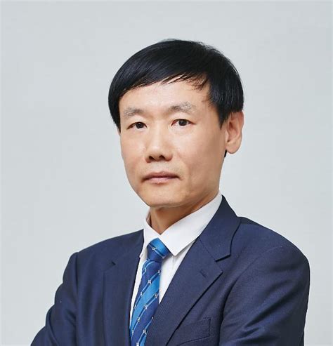 이상민 green성장 project group 임원. SK이노베이션, 소재사업 물적분할해 SK아이이테크놀로지 출범 ...