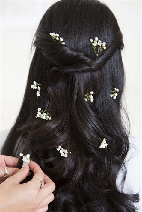 3 Fresh Ways To Wear Flowers In Your Hair This Spring Camille Styles
