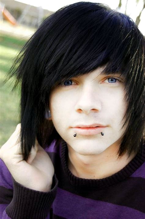 Emo guy with brown hairstyle. 35+ Fabulous Emo Hairstyles For Men - Gravetics