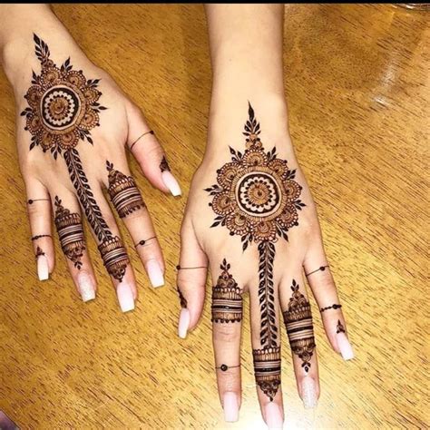 Trendy And Stunning Arabic Mehndi Designs Tikli