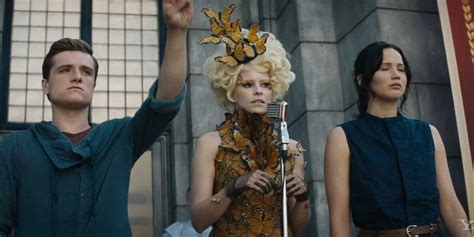 Katniss Goes To War In A New Hunger Games Catching Fire Trailer