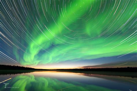 Aurora Borealis Icarus Photography