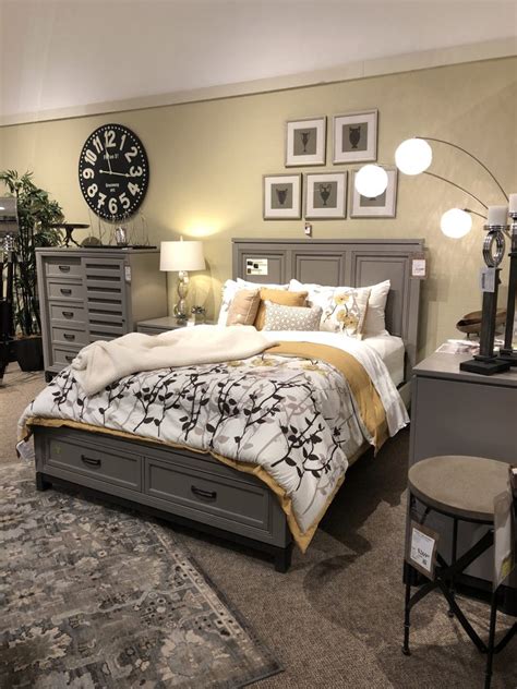 The map and information below will help you find the closest ashley furniture homestore near you. HOM Furniture in St Cloud | HOM Furniture 3701 W Division ...
