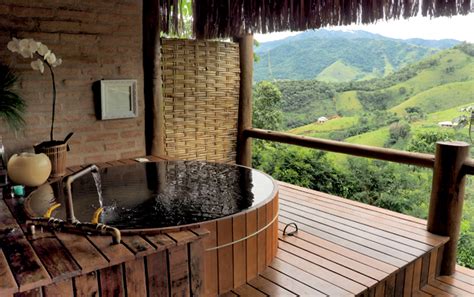 A cedar sunoko or removable slatted wooden floor surrounds the tub. Japanese-Style Wooden Soaking Tubs Make Great Pool/Hot Tub ...
