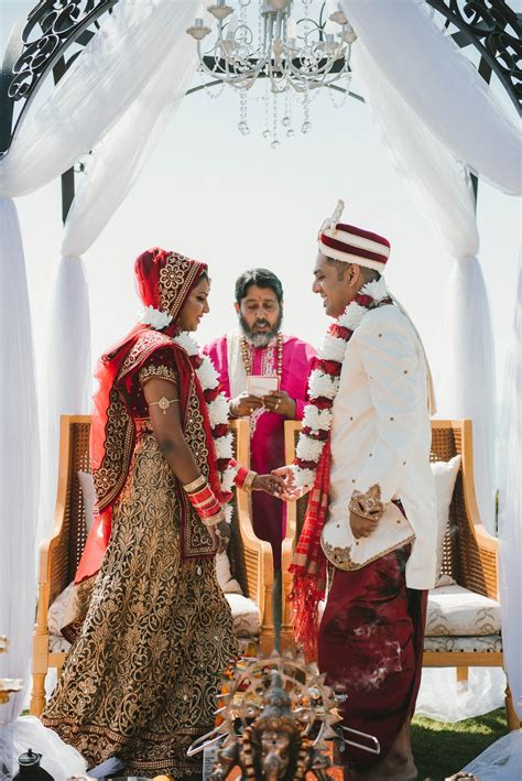 Traditional Hindu Wedding At The 12 Apostles Hotel By Claire Thomson