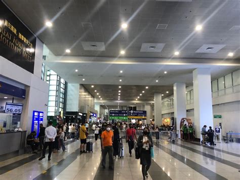 Naia Terminal 3 Caught Up In Traffic