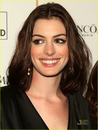 Anne Hathaway “one Day” Press Conference In New York August 9 Anne