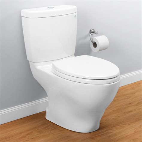 Toto Aquia Ii Dual Flush Two Piece Toilet 16 Gpf And 09 Gpf Elongated