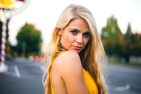 andrea long hair blond hair headshot portrait beautiful woman focus on foreground beauty