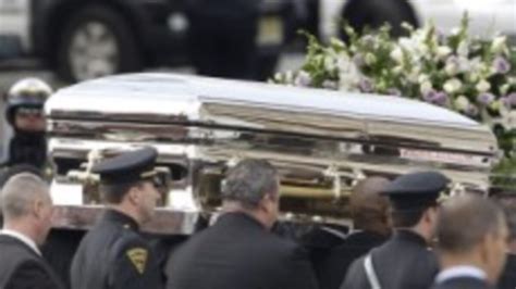 Singer Whitney Houston S Burial Sunday In New Jersey