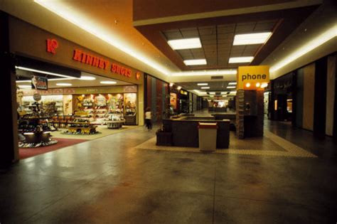 80s Everett The Everett Mall — Lamoureux Real Estate Blog