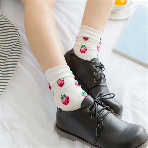 Women Girls Cute Strawberry Socks Japanese Kawaii Fruit Socks White Pure Cotton Soft Warm New