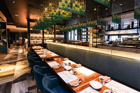 Seafood Buffet at Beach Road Kitchen - Get ready to dive into Seafood