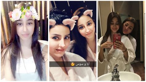 اسيل عمران وزوجها ، اسيل عمران هي فنانة سعودية الجنسية، ولدت في الثاني والعشرين من شهر نوفمبر عام ١٩٨٩، في مدينة الرياض وتعيش الآن في الإمارات، أختها الكبرى هي الاعلامية لجين عمران، في عام ٢٠٠٨ تزوجت أسيل من المذيع البحريني خالد الشاعر ولكنها انفصلت عنه. ‫اسيل ولجين عمران وابنتها وقضاء يوم كامل داخل السبا ...