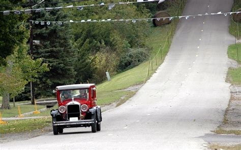 Newport Antique Auto Hill Climb Marks 100th Anniversary Of Its First
