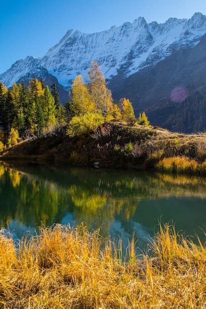 Premium Photo Landscape Of The Swiss Alps In Autumn