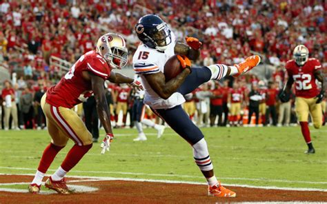 Chicago Bears Wide Receiver Brandon Marshall Questionable For Sunday Fanatix
