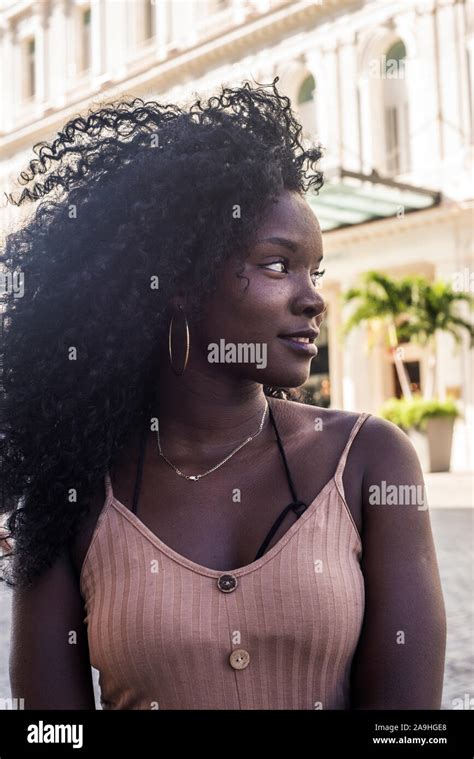 femmes afro cubaines banque de photographies et d images à haute résolution alamy