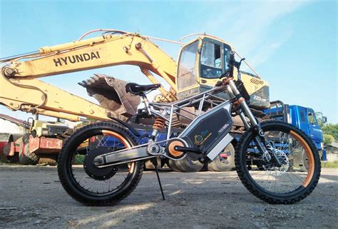 An integral part of any cycling community is the local. Custom E-BIKE by Le-Bui company from Lombok, Indonesia | EvNerds