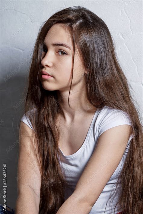Closeup Face Teenager Girl Girl Brunette Asian Vertical Portrait