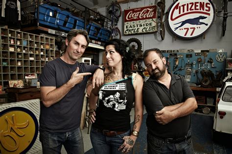 American Pickers Looking For Interesting Characters Unique Collections