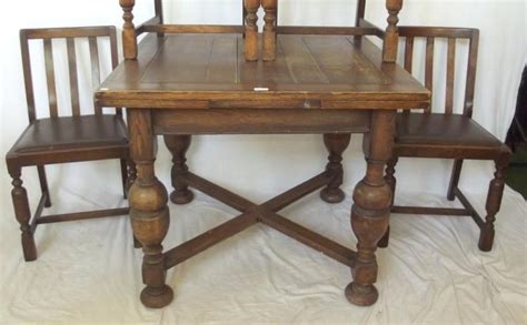 Sold Price 1920s Oak Draw Leaf Dining Table On Baluster Jacobean Style