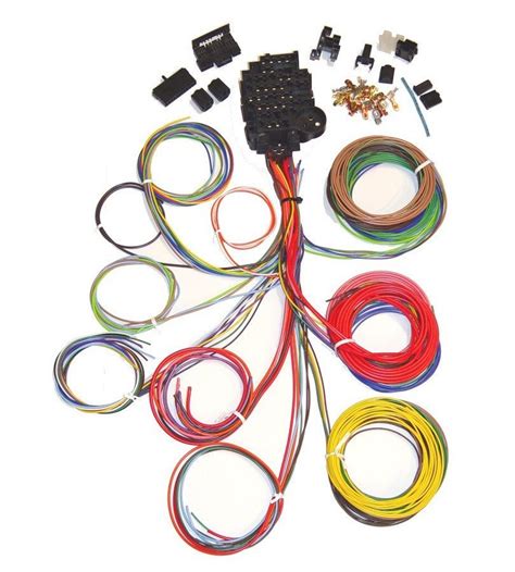 Universal 12 Circuit Auto Wiring Harness | HotRodWires.com