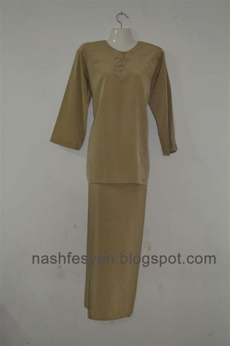 Tapi buat yang belum pernah merasakan, nggak usah khawatir, kita lihat resep di bawah ini aja ya. Nash Fesyen: Baju Kedah Moden