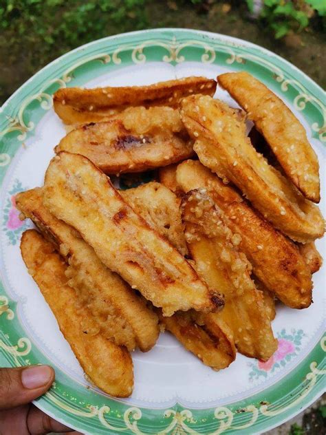 (lalu, masukkan ke dalam adonan.) 4. Cara Buat Bancuhan Tepung Pisang Goreng Yang Rangup dan Sedap